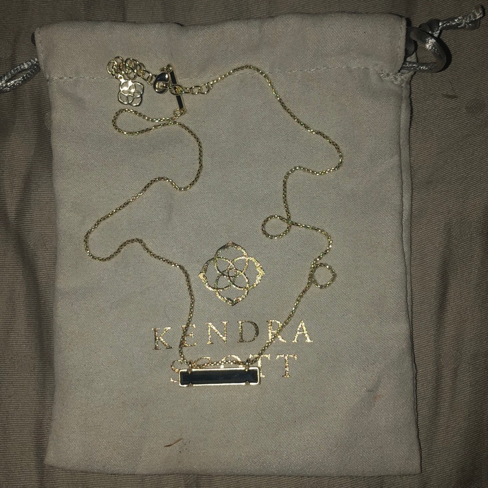 kendra scott necklace
